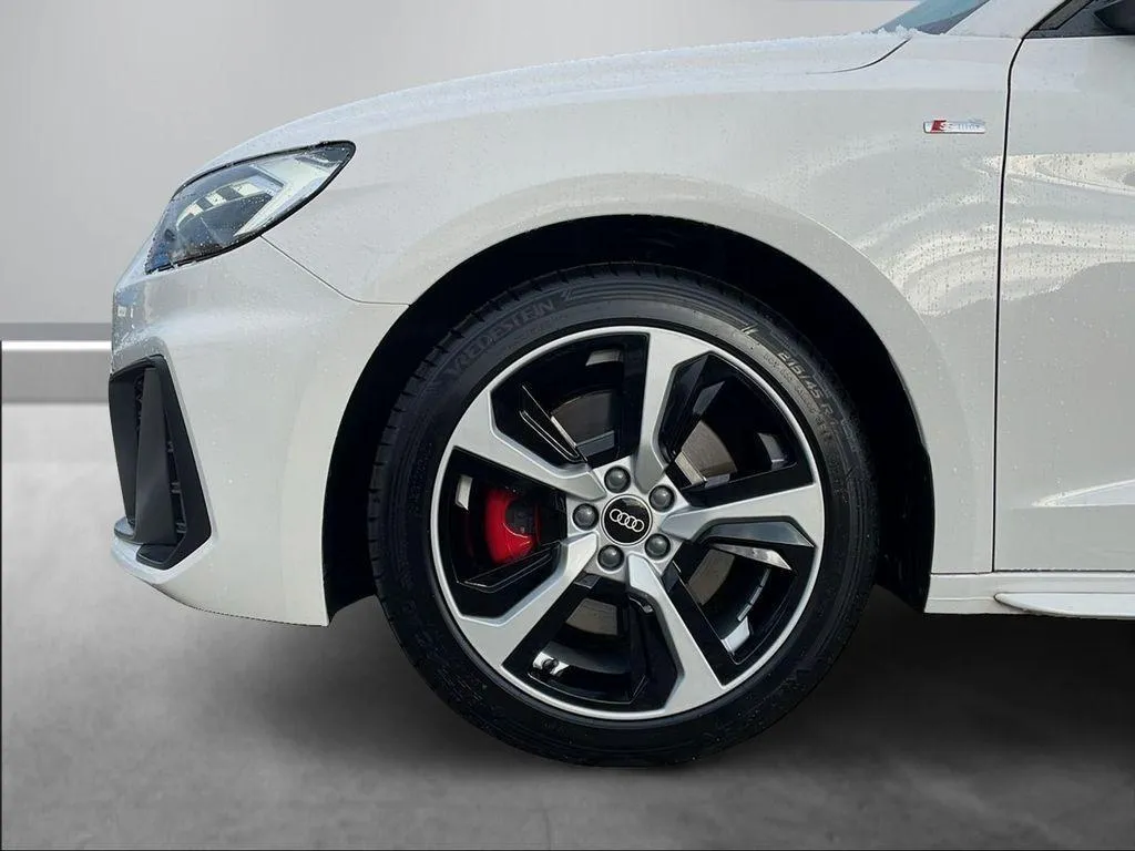 AUDI A1 Image 6